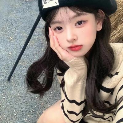 衣柜里的猫
